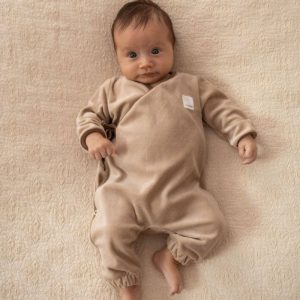Velvet babypakje omslag beige